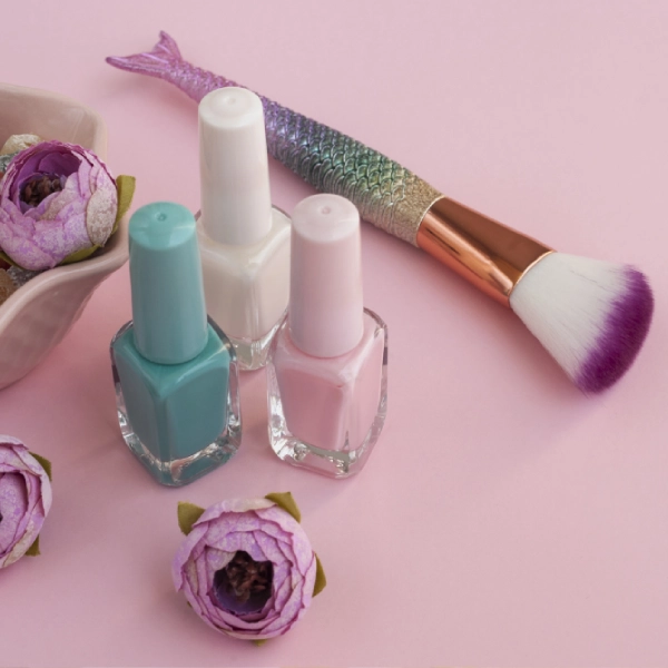 Nail polish services